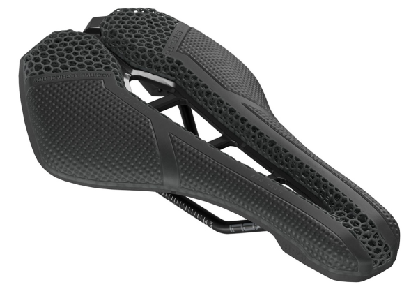 PRO Bike Gear PRO Sattel Stealth Performance 3D mit Öffnung 142mm schwarz