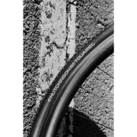 Hutchinson Faltreifen, TOUAREG 700x40 (40-622) Tubeless Ready, Hardskin, tanwall, 127tpi, PV529751