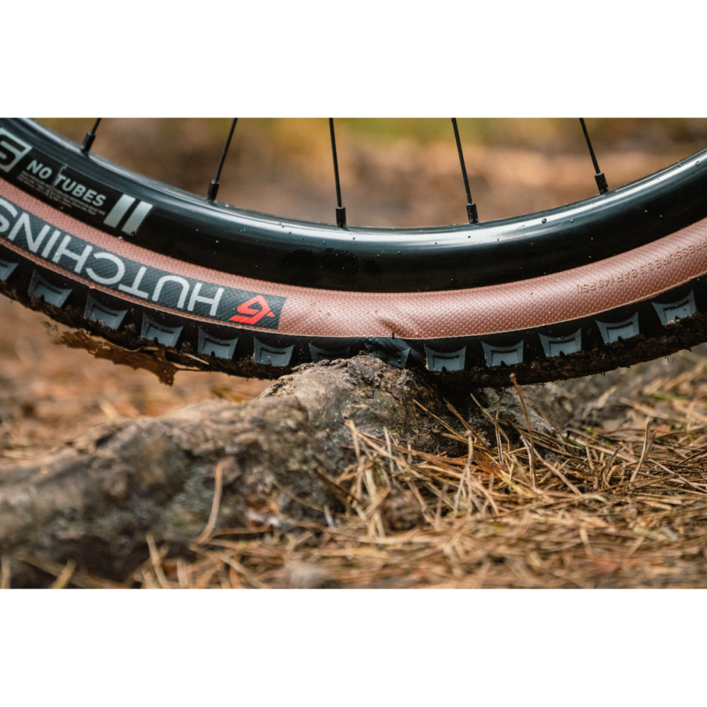 Hutchinson Faltreifen, TUNDRA 700x40 (40-622) Tubeless Ready, Hardskin, tanwall