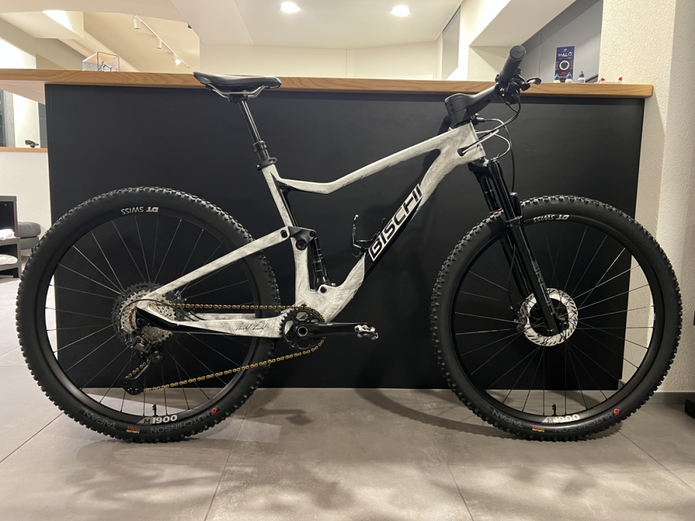 bischibikes Fullsuspension Team Rock, Grösse L=19"